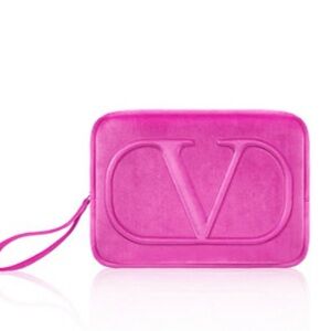 Valentino Beauty Pouch Soft Hot Pink travel Bag plush makeup wristlet Clutch